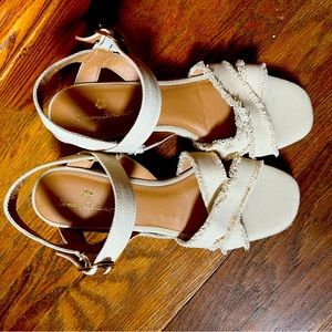 Tommy Bahama Wedges, Size 8.5